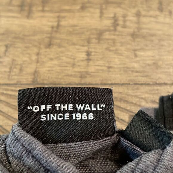 VANS Boys Pullover Gray/Black Hoodie - Picture 11 of 12